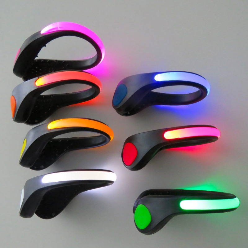 Nieuwe Lichtgevende Schoenclip - Running Gear Outdoor recensie en prijs